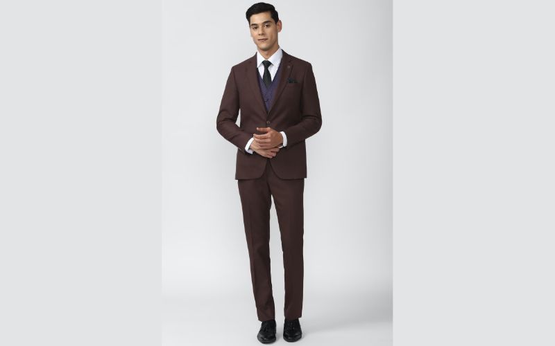 Peter England - Men Maroon Solid Slim Fit Wedding Three Piece Suit