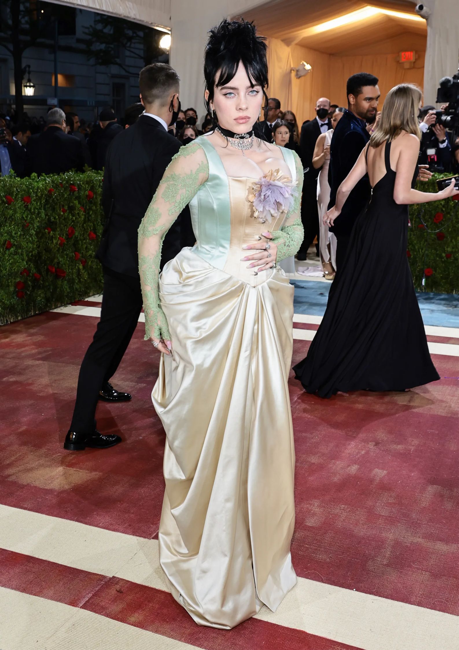 15-most-iconic-billie-eilish-outfits-from-baggy-to-bold-looks
